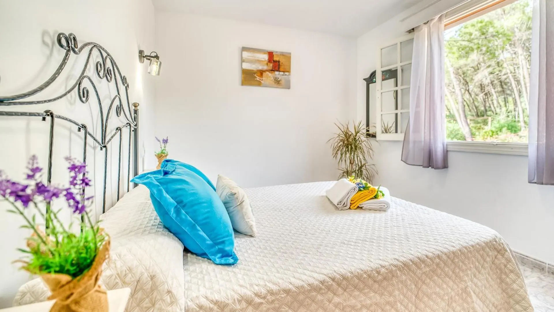 Ideal Property Mallorca - Esteban Sa Pobla Spain